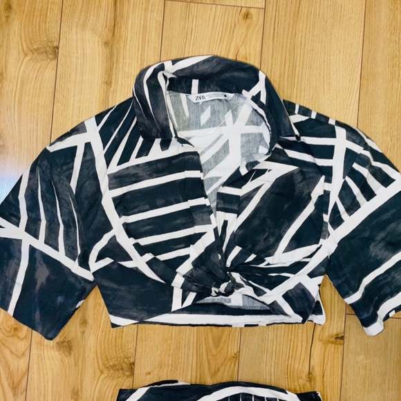 Zara 2 piece Crop & Skirt  SET - XS - Picture 5 of 16